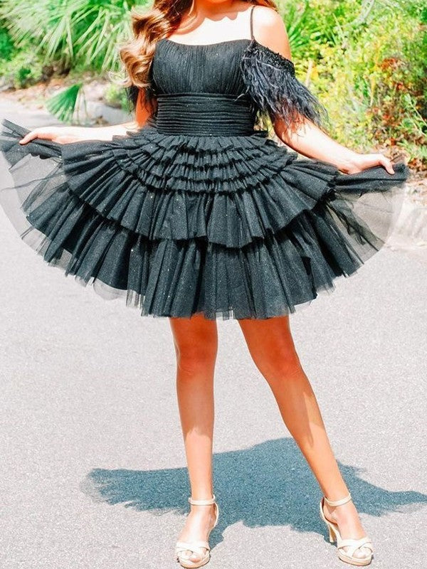 A-Line/Princess Tulle Feathers/Fur Off-the-Shoulder Sleeveless Short/Mini Prom Dress