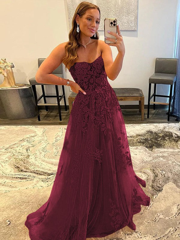 A-Line/Princess Tulle Corset-Style Applique Sweetheart Sleeveless Sweep/Brush Train Prom Dress