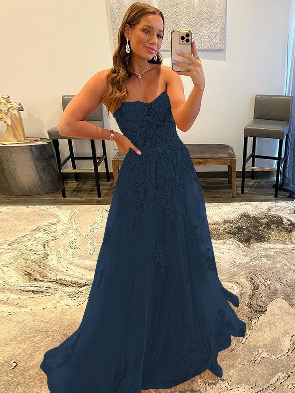 A-Line/Princess Tulle Corset-Style Applique Sweetheart Sleeveless Sweep/Brush Train Prom Dress
