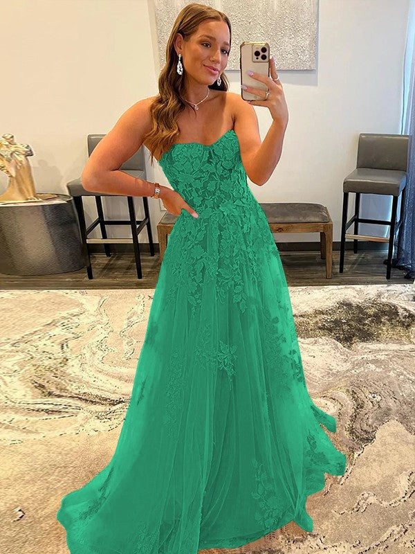 A-Line/Princess Tulle Corset-Style Applique Sweetheart Sleeveless Sweep/Brush Train Prom Dress