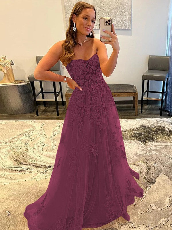 A-Line/Princess Tulle Corset-Style Applique Sweetheart Sleeveless Sweep/Brush Train Prom Dress