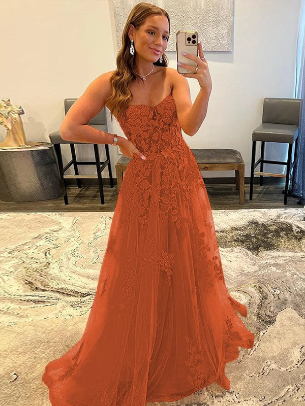 A-Line/Princess Tulle Corset-Style Applique Sweetheart Sleeveless Sweep/Brush Train Prom Dress