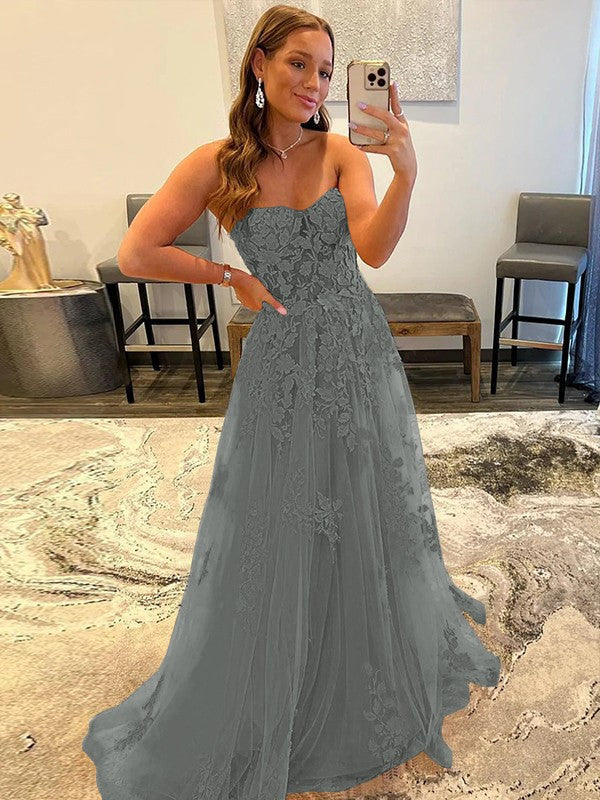 A-Line/Princess Tulle Corset-Style Applique Sweetheart Sleeveless Sweep/Brush Train Prom Dress