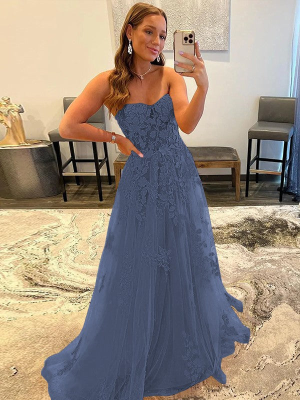 A-Line/Princess Tulle Corset-Style Applique Sweetheart Sleeveless Sweep/Brush Train Prom Dress