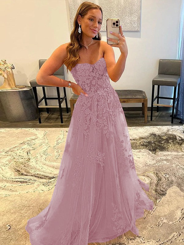 A-Line/Princess Tulle Corset-Style Applique Sweetheart Sleeveless Sweep/Brush Train Prom Dress