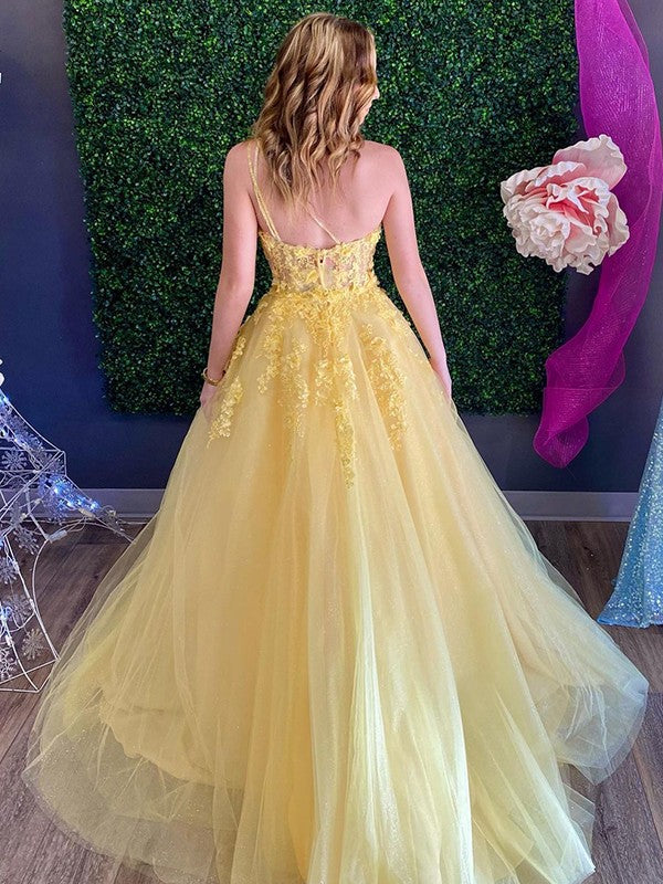 A-Line/Princess Tulle Applique One-Shoulder Sleeveless Sweep/Brush Train Prom Dress