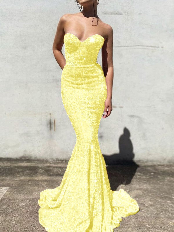 Trumpet/Mermaid Velvet Sequins Sweetheart Sleeveless Court Train Prom Dress