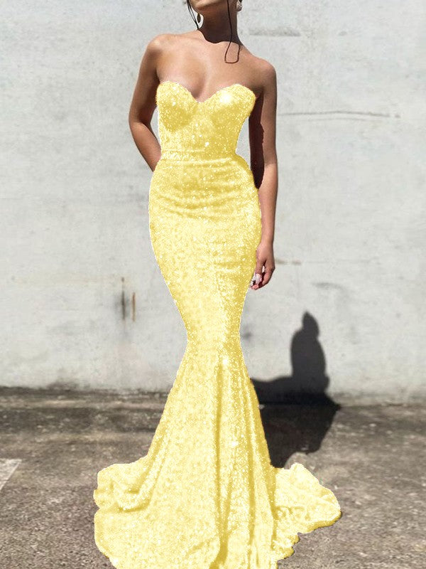 Trumpet/Mermaid Velvet Sequins Sweetheart Sleeveless Court Train Prom Dress