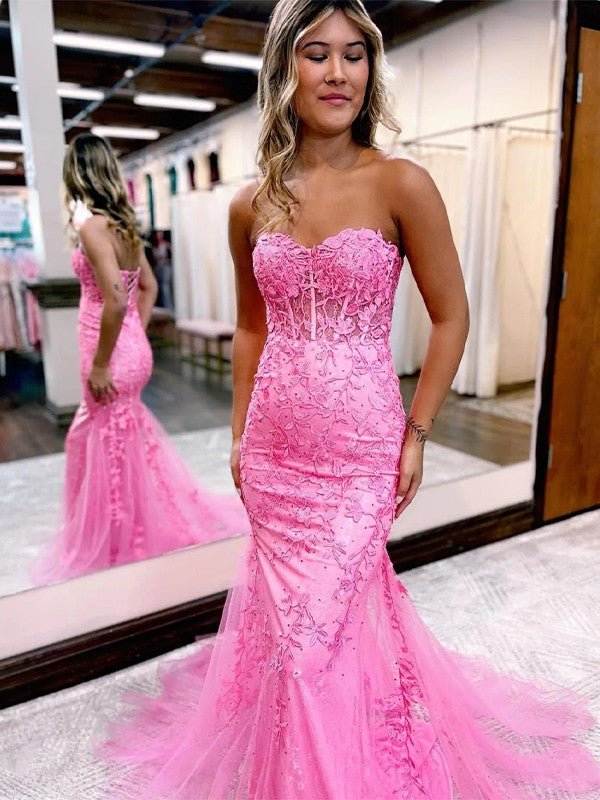 Sheath/Column Tulle Applique Sweetheart Sleeveless Court Train Prom Dress