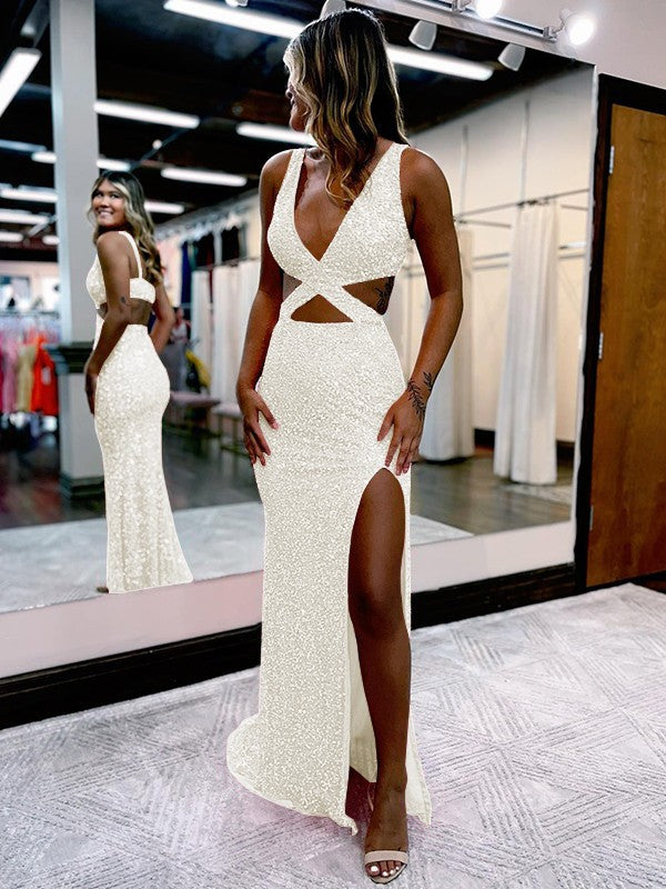 Sheath/Column Velvet Sequins V-neck Sleeveless Sweep/Brush Train Prom Dress