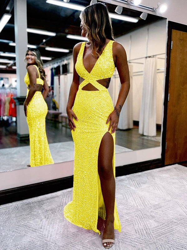 Sheath/Column Velvet Sequins V-neck Sleeveless Sweep/Brush Train Prom Dress