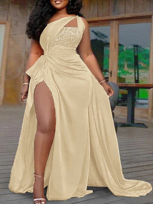 Plus Size A-Line/Princess Silk like Satin Halter Sleeveless Sweep/Brush Train Prom Dress
