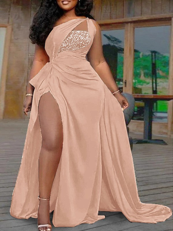 Plus Size A-Line/Princess Silk like Satin Halter Sleeveless Sweep/Brush Train Prom Dress