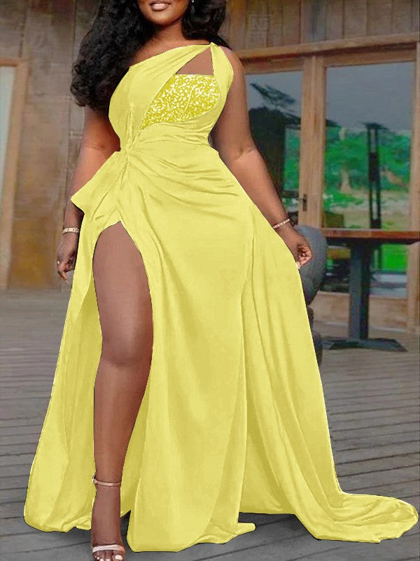 Plus Size A-Line/Princess Silk like Satin Halter Sleeveless Sweep/Brush Train Prom Dress