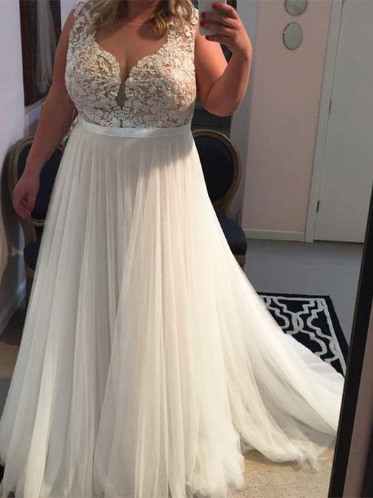 A-Line Straps Sleeveless With Applique Sweep/Brush Train Tulle Plus Size Prom Dress