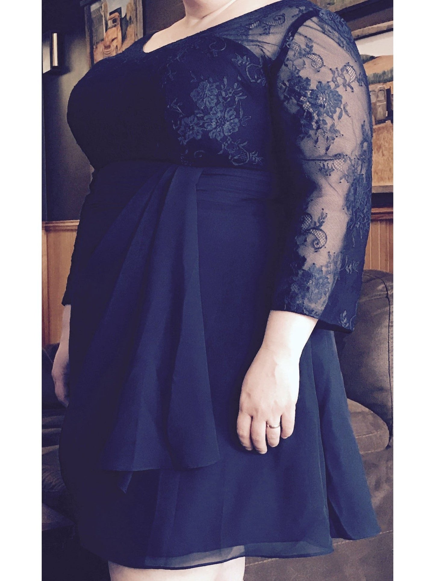 A-Line V-neck 3/4 Sleeves With Applique Knee-Length Chiffon Mother of the Bride Dress