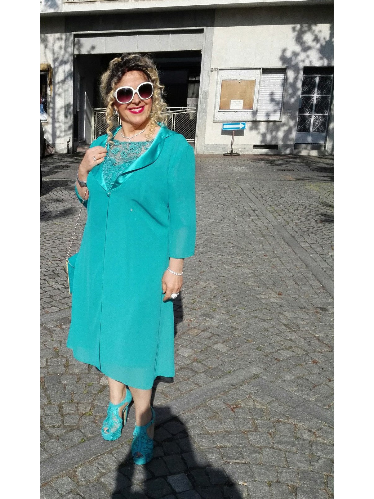 A-Line Sheer Neck 1/2 Sleeves With Applique Knee-Length Chiffon Mother of the Bride Dress
