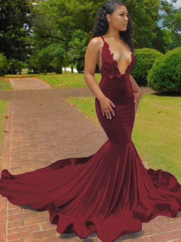 Trumpet/Mermaid Elastic Woven Satin Applique V-neck Sleeveless Court Train Prom Dress