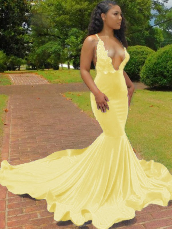 Trumpet/Mermaid Elastic Woven Satin Applique V-neck Sleeveless Court Train Prom Dress