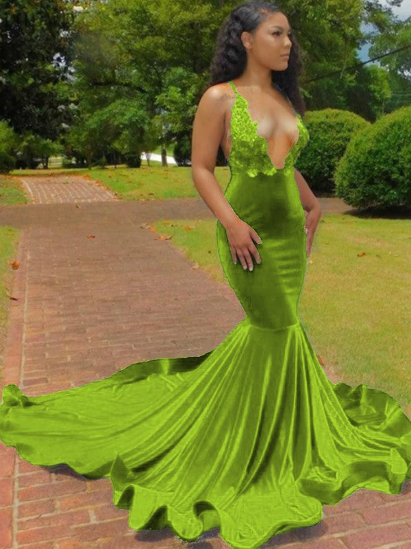 Trumpet/Mermaid Elastic Woven Satin Applique V-neck Sleeveless Court Train Prom Dress