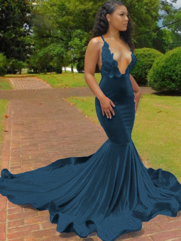 Trumpet/Mermaid Elastic Woven Satin Applique V-neck Sleeveless Court Train Prom Dress