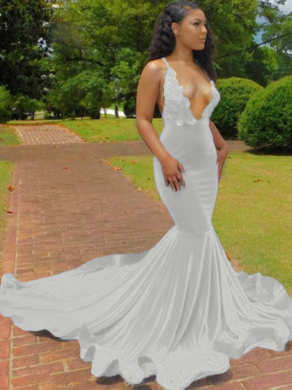 Trumpet/Mermaid Elastic Woven Satin Applique V-neck Sleeveless Court Train Prom Dress