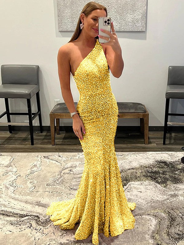 Sheath/Column Velvet Sequins Ruffles One-Shoulder Sleeveless Sweep/Brush Train Prom Dress