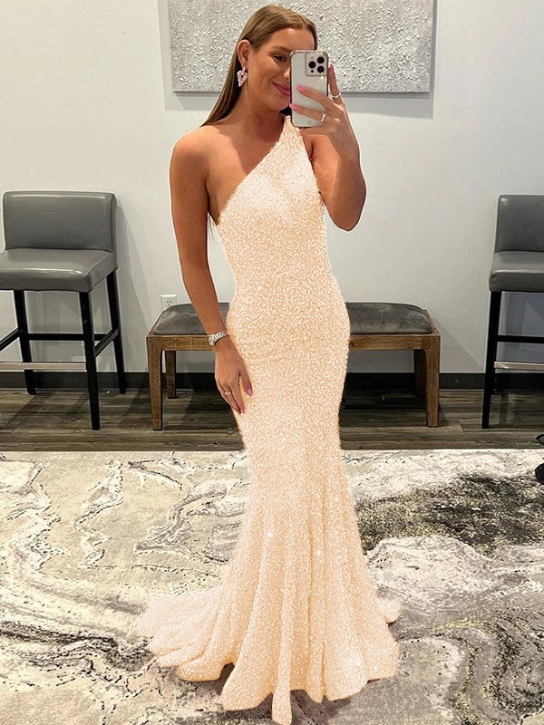 Sheath/Column Velvet Sequins Ruffles One-Shoulder Sleeveless Sweep/Brush Train Prom Dress