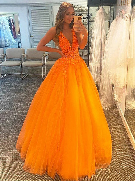 Ball Gown Tulle Applique V-neck Sleeveless Floor-Length Prom Dress