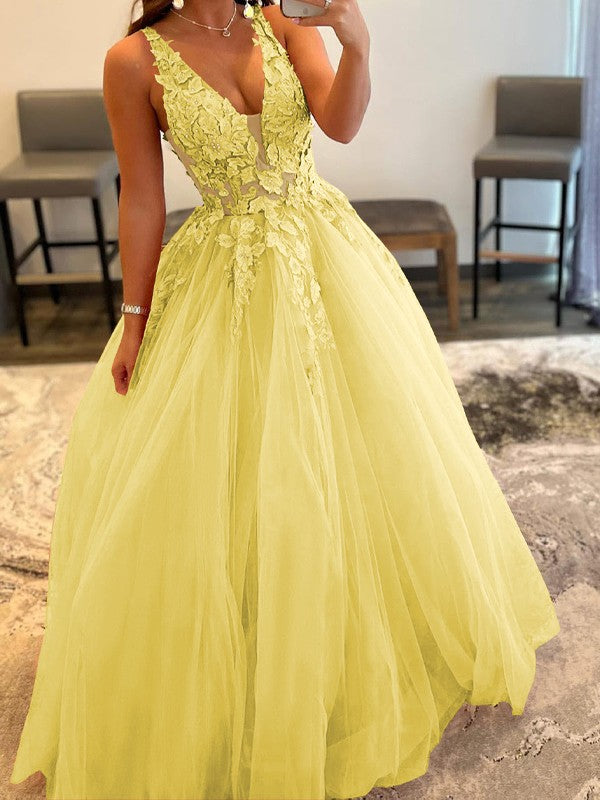 Ball Gown Tulle Applique V-neck Sleeveless Floor-Length Prom Dress