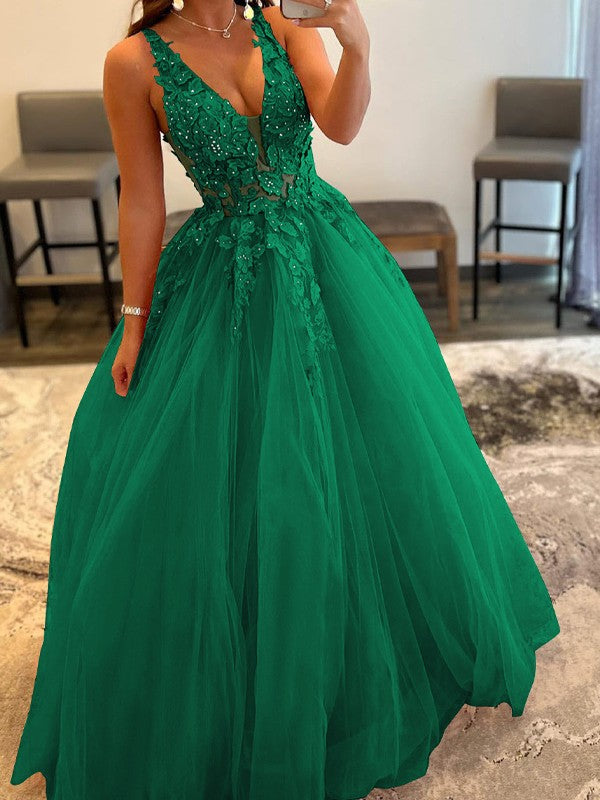 Ball Gown Tulle Applique V-neck Sleeveless Floor-Length Prom Dress