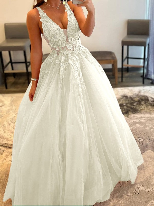 Ball Gown Tulle Applique V-neck Sleeveless Floor-Length Prom Dress