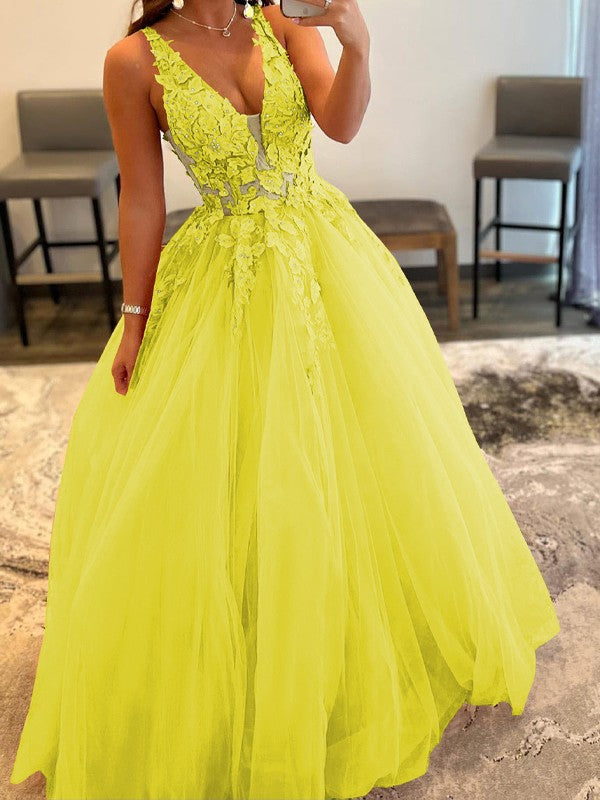 Ball Gown Tulle Applique V-neck Sleeveless Floor-Length Prom Dress