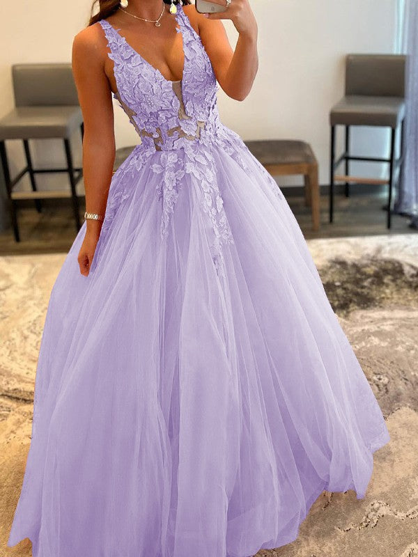 Ball Gown Tulle Applique V-neck Sleeveless Floor-Length Prom Dress