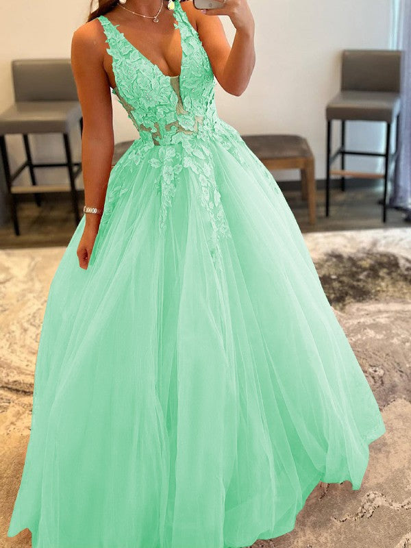 Ball Gown Tulle Applique V-neck Sleeveless Floor-Length Prom Dress