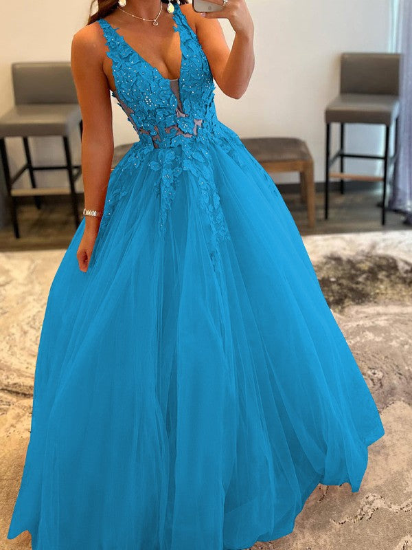 Ball Gown Tulle Applique V-neck Sleeveless Floor-Length Prom Dress