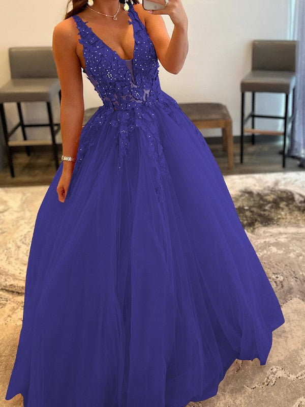Ball Gown Tulle Applique V-neck Sleeveless Floor-Length Prom Dress