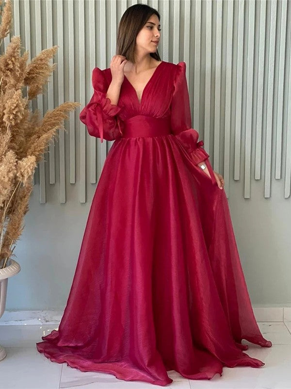 A-Line/Princess Organza Ruched V-neck Long Sleeves Sweep/Brush Train Prom Dress