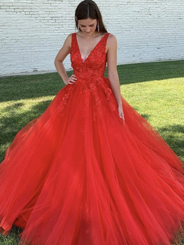 A-Line/Princess Tulle Applique V-neck Sleeveless Sweep/Brush Train Prom Dress