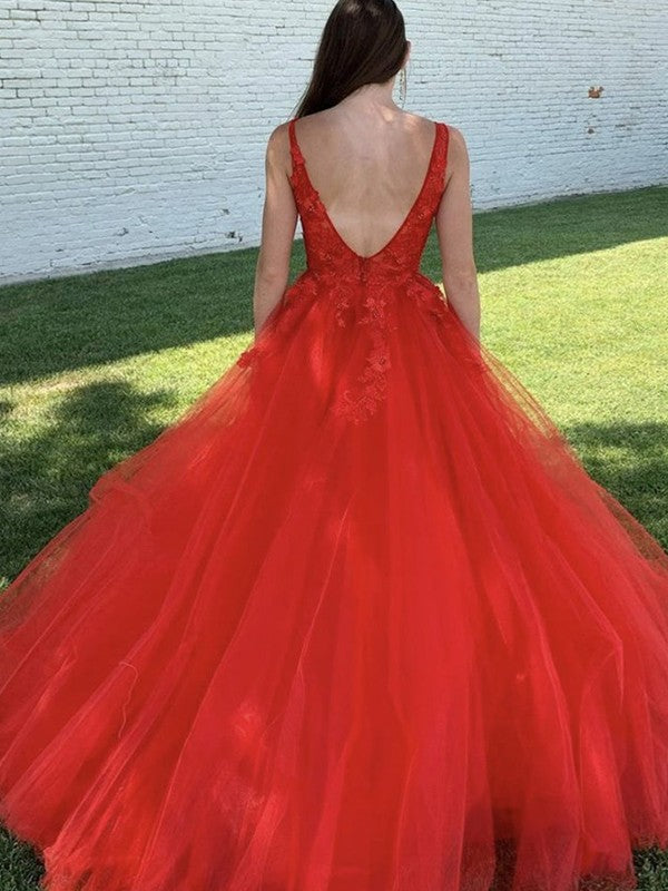 A-Line/Princess Tulle Applique V-neck Sleeveless Sweep/Brush Train Prom Dress