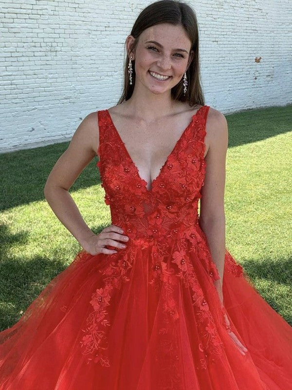A-Line/Princess Tulle Applique V-neck Sleeveless Sweep/Brush Train Prom Dress