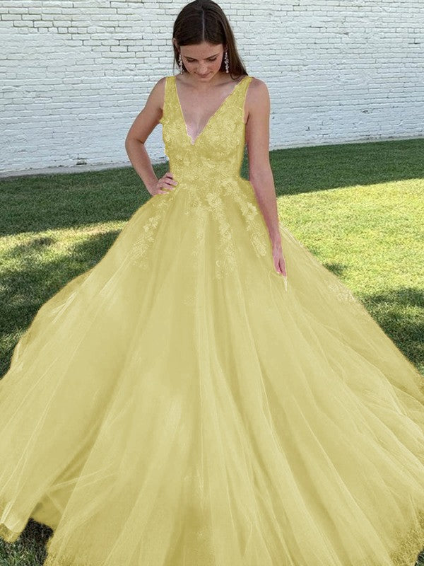 A-Line/Princess Tulle Applique V-neck Sleeveless Sweep/Brush Train Prom Dress