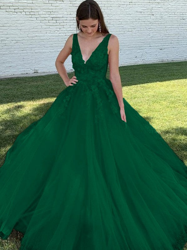 A-Line/Princess Tulle Applique V-neck Sleeveless Sweep/Brush Train Prom Dress