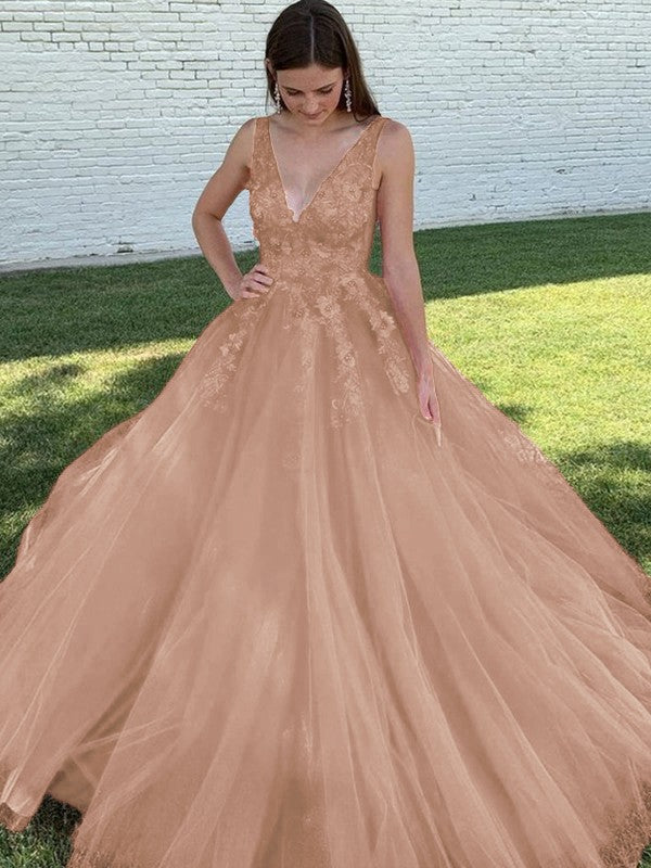 A-Line/Princess Tulle Applique V-neck Sleeveless Sweep/Brush Train Prom Dress