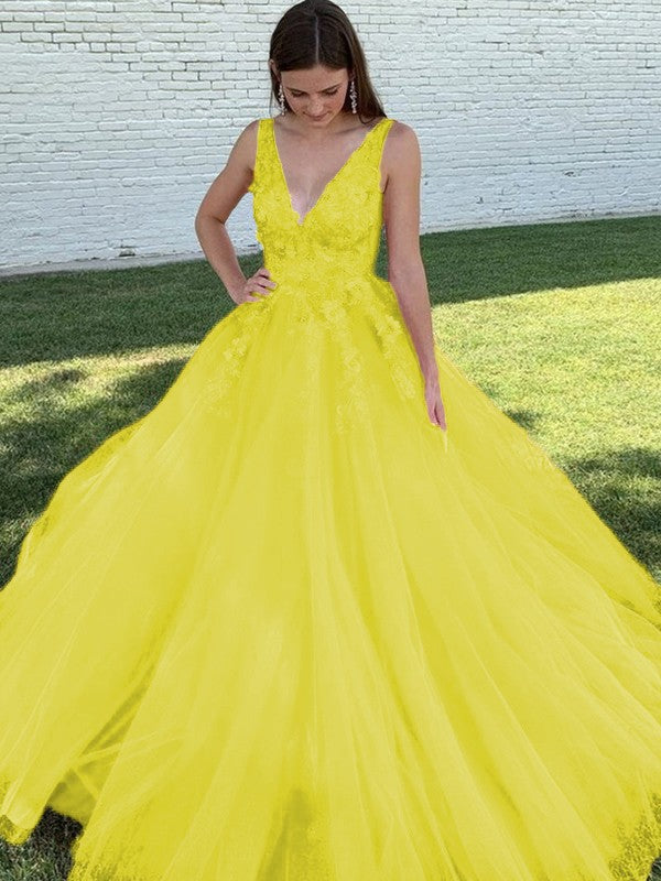 A-Line/Princess Tulle Applique V-neck Sleeveless Sweep/Brush Train Prom Dress