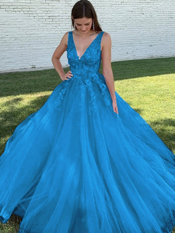 A-Line/Princess Tulle Applique V-neck Sleeveless Sweep/Brush Train Prom Dress