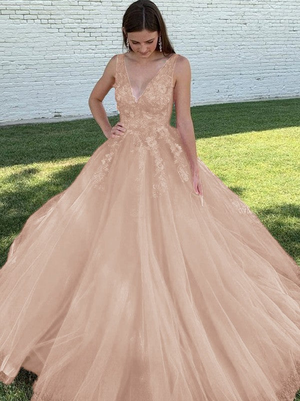 A-Line/Princess Tulle Applique V-neck Sleeveless Sweep/Brush Train Prom Dress