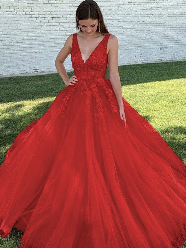A-Line/Princess Tulle Applique V-neck Sleeveless Sweep/Brush Train Prom Dress