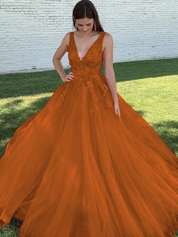 A-Line/Princess Tulle Applique V-neck Sleeveless Sweep/Brush Train Prom Dress