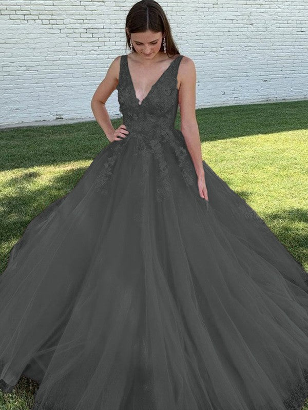 A-Line/Princess Tulle Applique V-neck Sleeveless Sweep/Brush Train Prom Dress